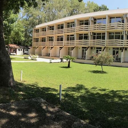 Htp Velika Plaza Ulcinj Hotell Eksteriør bilde